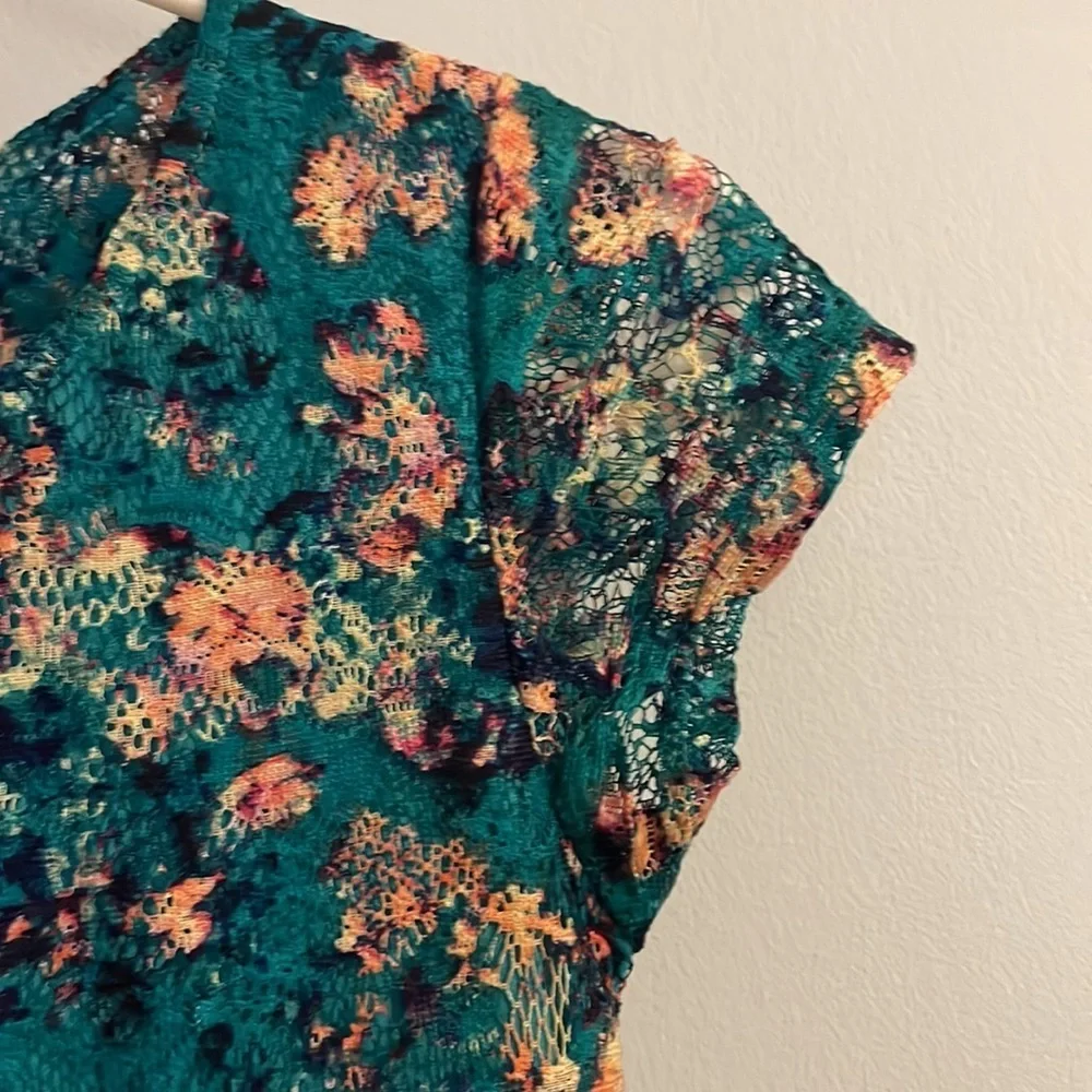 Capped sleeve dress